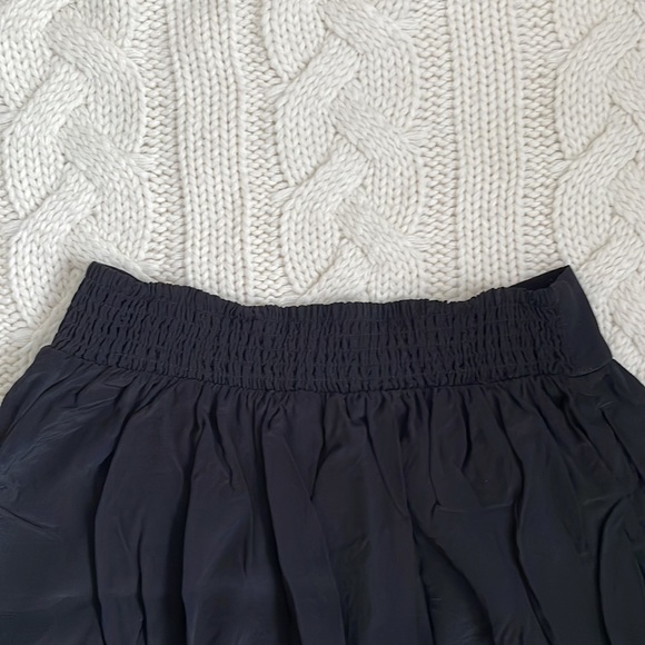 (Free When Bundled) Garage Black Skater Skirt w/ Pockets - Picture 5 of 9